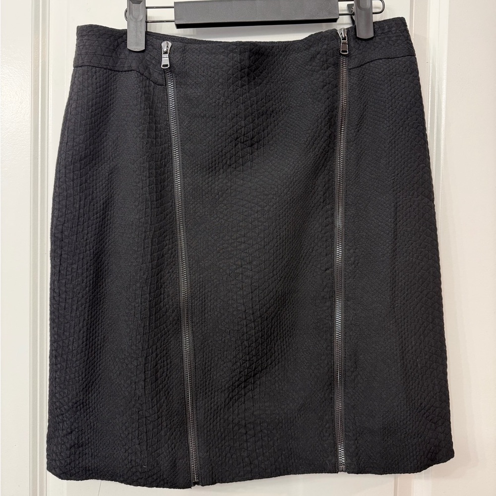 Ann Taylor Black Textured Pencil Skirt